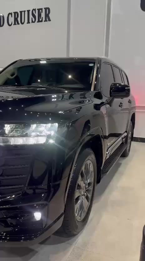 السلام عليكم لاندكروز ٢٠٢٤ بلاك ادشن فول مواصفات ١/١ لمتدد بلاد ٣ شاشات تطبيق اصلي كشنين كهرباء كشنات تبريد باب خلفي كهرباء سيارة جديد بمعنى كلمه سيارة جديدة ومكفولة من كلشي شخط مابيها ماشية٥٠ الف كيلو متر كتاب تضليل بل سنويه هسه مسوي سيارة جاهزه من كلشي مكان سيارة اربيل السعر٧١٠ بيه مجال لشراي ***********
