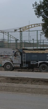 موديل ٨١ • جاهزة للشغل • شاحنة