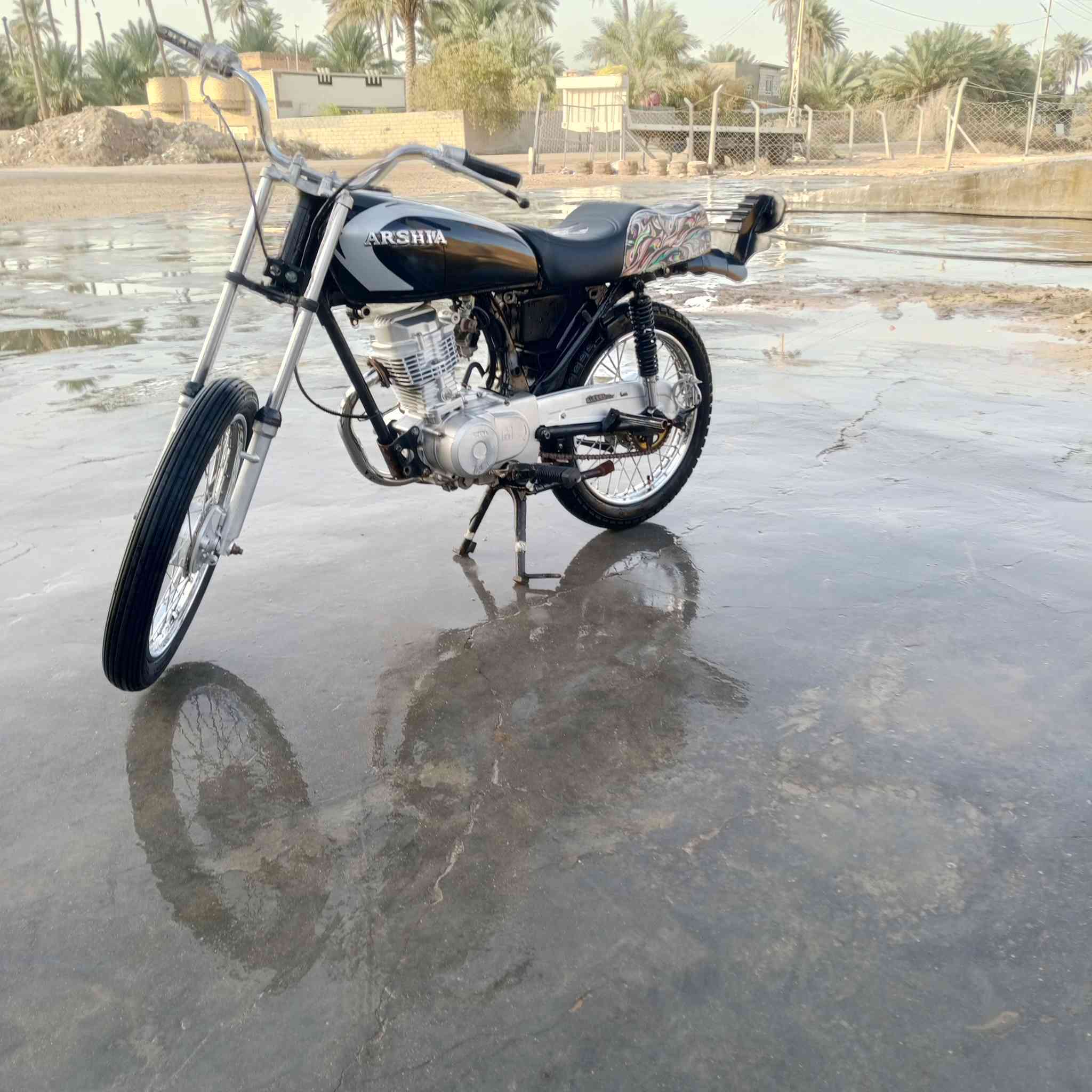 سلام عليكم دراجه نامه لبيع دراجه حلوه موديل 23سعر خمسميه وخمسين وبيه مجال سكن ورديه هاضه و  رقم ***********
