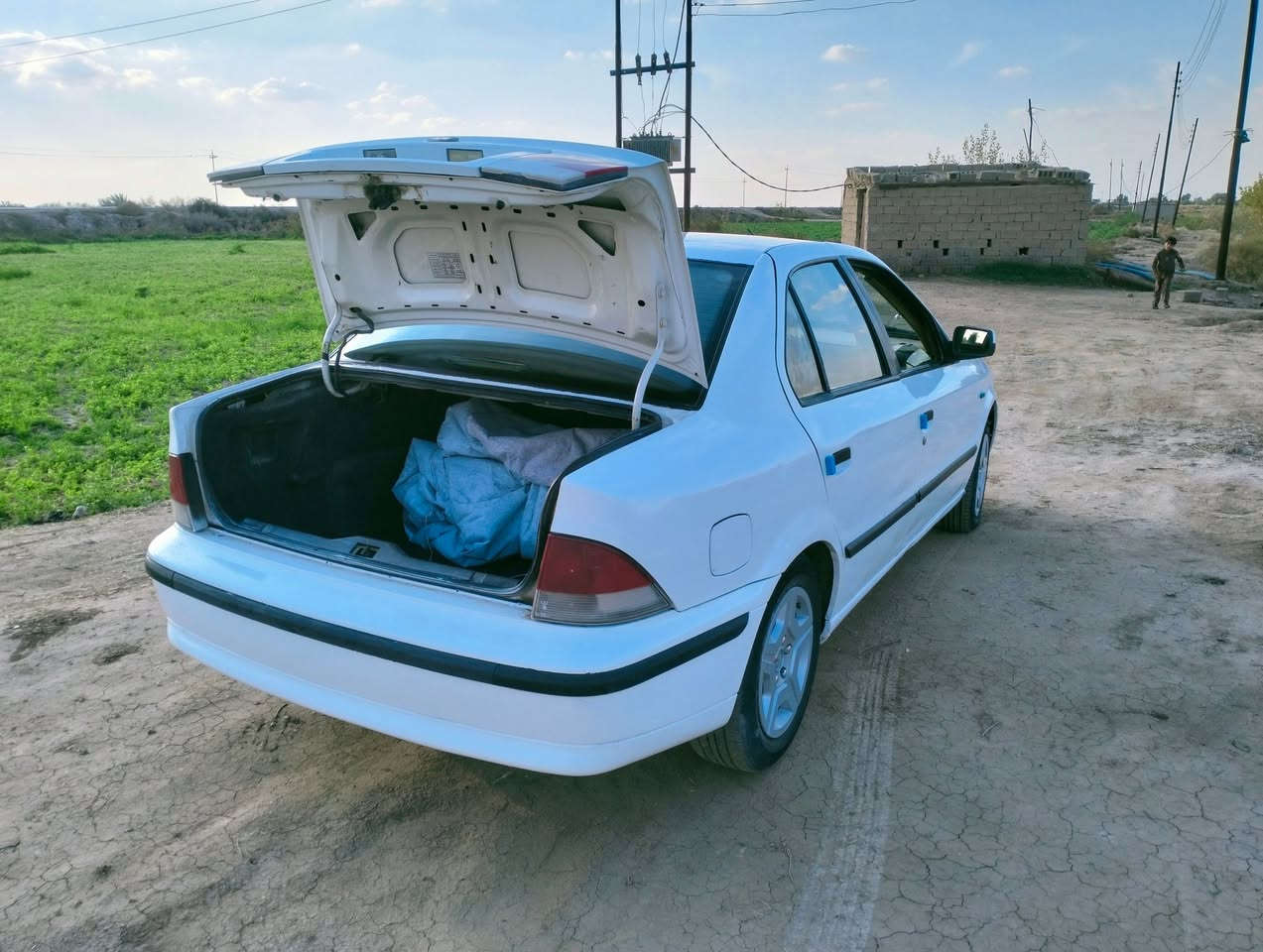 سلام عليكم سمند  للبيع مكفوله موديل 10 
عنوان ميسان قضاء كميت رقم ميسان 
السعر 44 وبيها مجال***********
