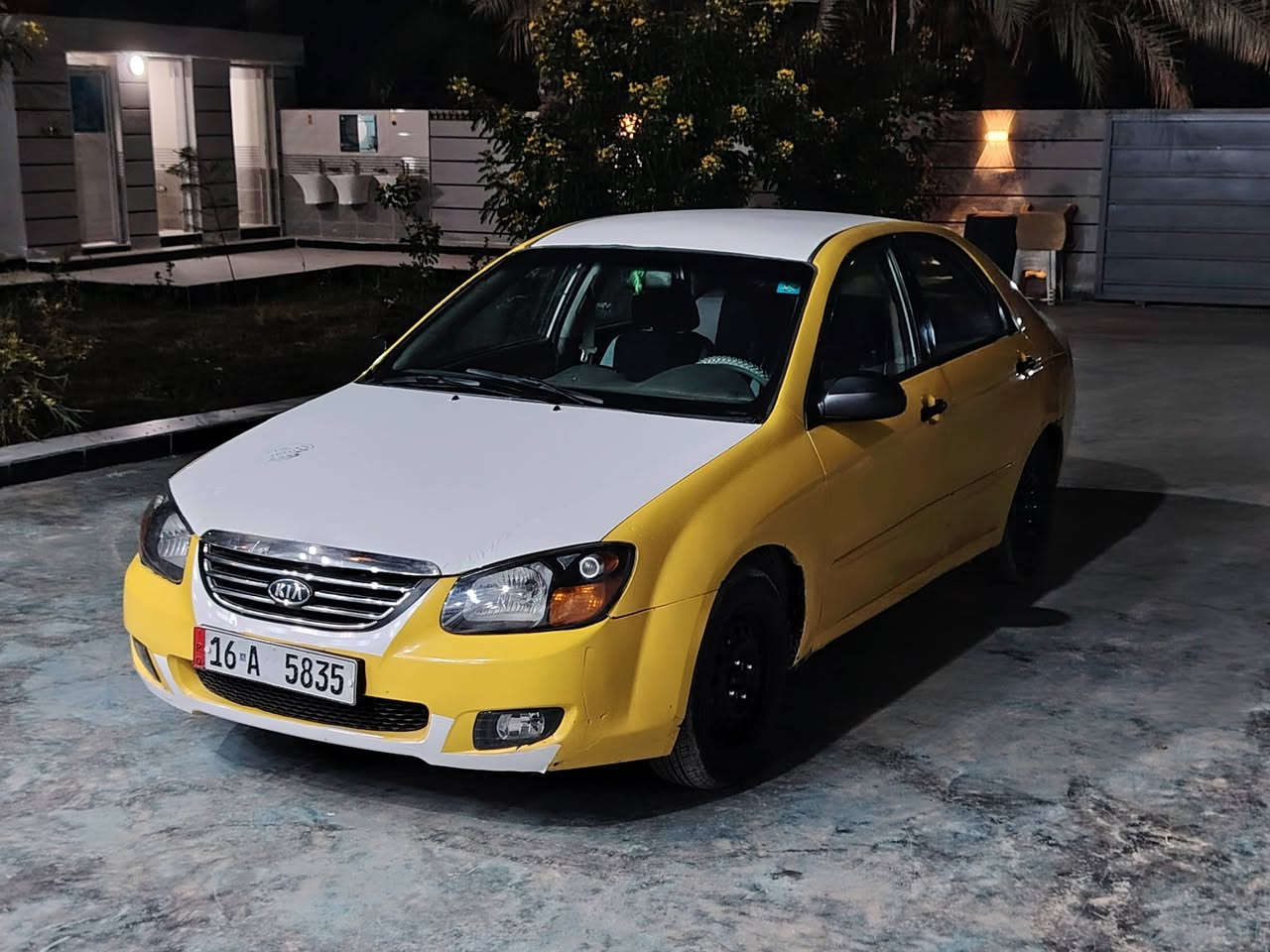 السلام عليكم
سيراتو 2009 خليجي فول اوتوماتيك جاهزه من كلشي مكينه وكير كفاله حداديه تخم تأير تبرد تدفىه جاهزه من كلشي هيئه وغرامات مصفره  حادث جاملغ خلفي
مكان بابل القاسم ع
السعر 68
رقم تليفوني ***********
