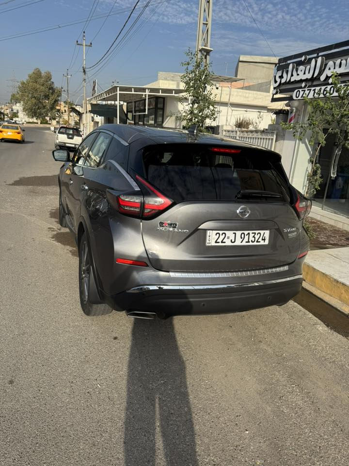 موديل 21 نيسان موارنو بدون صبغ فقط بارد مثل ما موضح بالسونار   ماشية 107 الف مو ميل جديدة بعده لووك السيارة احلى من الصور 
مكان السيارة كركوك 
***********
