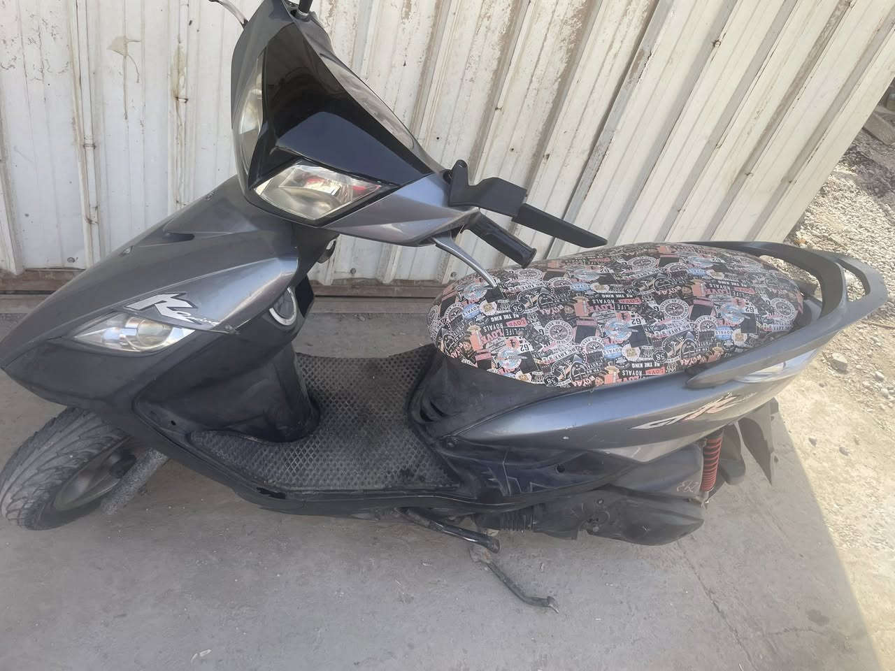 السلام عليكم ماكس ثعلب  اي نقص مابيها كامله مكفوله كله مصاله ٥ اشهر من نزلته رمبه ٨٠٠ وبيها مجال  *********** حي جهاد
