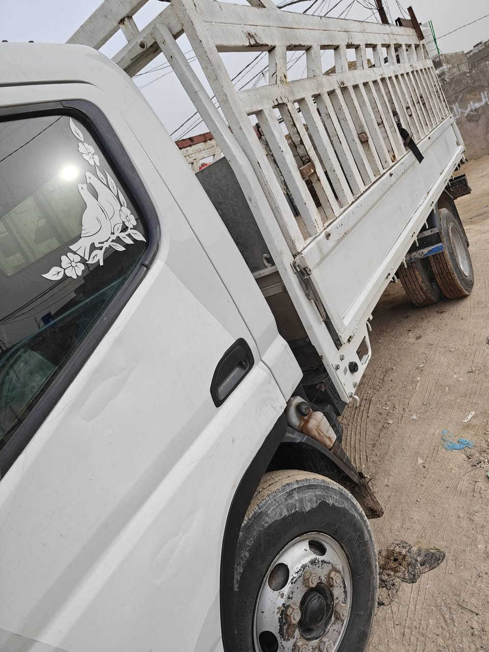 السلام عليكم كنترللبيع موديل 2017 الاتصال على رقم ***********
