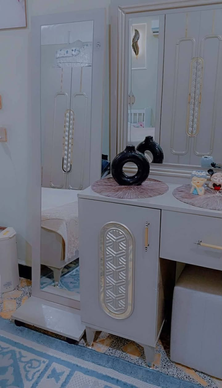 سلام عليكم عندي غرفه 8قطع للبيع
سعره مليون و800

العنوان سوك الشيوخ فرع الباله مقابل المحكمه الجديدة


**إذا كنت صاحب هذا الإعلان وتريد حذفه لأي سبب، رجاءا أرسل رسالة إلى الدعم الفني**