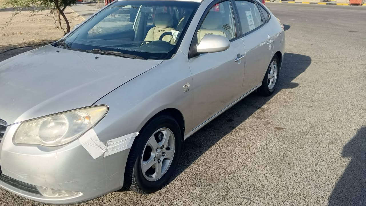 سلام عليكم سياره فانته 2010 كصتين سياره حلوه وجهازه من كلشي تبريد تتفاء  كهربائيه  كله شغاله  حجم المحرك 1600دكشن عالي سياره حلوه كلش بيه رقم أربيل طبق لأصل/سعر /40 وبيه مجال/العنوان البصره ***********
