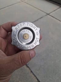 راديتر • جيب كراند شيروكي • ١٩٩٩-٢٠٠٤