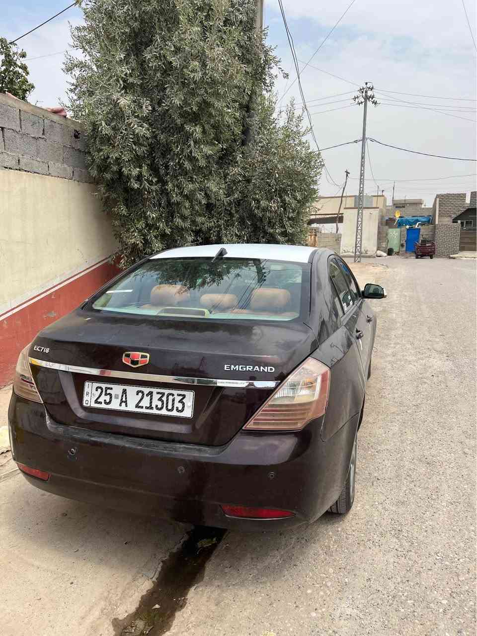 ام اكراند 7 
2013 بدون حادث او ضرر سيارة بلاد مكفولة من الضربة والكير ومحرك سيارة جاهزة مناقصها شي كبل للشارع سعر 63$ وبيها مجال قليل 
العنوان كركوك منطقة الفيلق 
*********** كركوك, العراق
