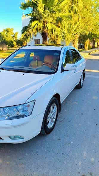 السلام عليكم ورحمة الله وبركاته ( للبيع  )
هونداي سوناتا لون ابيض 
الموديـــــــــــل : 2011
السيارة جديده مكفوله كفاله عامه 
المحرك : 2000 مكفول
المواصفات : خليجي  فول واحد ع واحد 
رقم : صلاح الدين دولي
العنوان : صلاح الدين / قضاء الدور 
موبايل : ***********  ‭ تكريت
