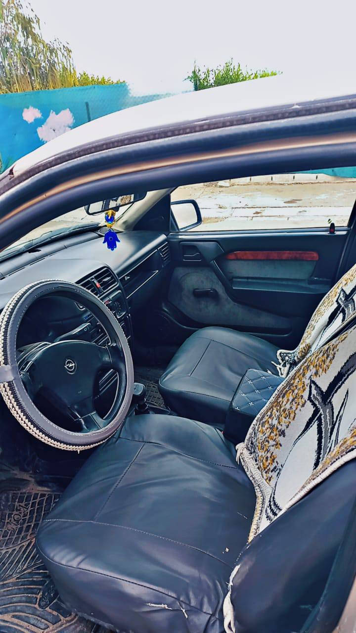 ئوپل   مودیل 1992   محرك20 گیر محرک  بشرط  لا صرف لا بخار  سنوی جدید لحد2031  هزە جدید  سیار  جاهز  بسمی    مکان کرکوك   سعر 43مع مجال  ***********
