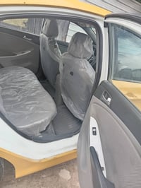 اكسنت 2014. رقم الهاتف. 07821683466. مكان بغداد محرك1400 السعر 85