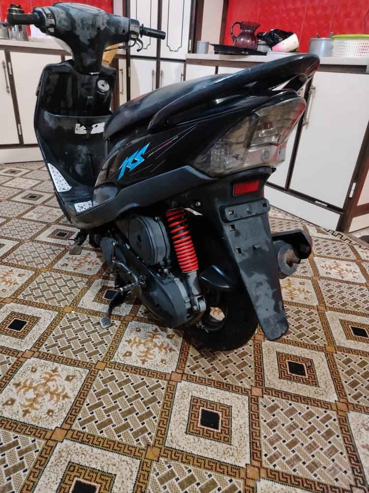 ماكس عدله دراجه كلها بلاد مكينه خرسه برغي مامفتوح بيها مكفوله كهربائيات كلها شغاله اوراق الشراي يتصل *********** عمارة, ميسان
