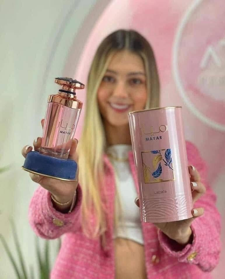 "كأنه بستان من الزهور البرية الندّية في صباح ربيعي دافئ.. عطر ميار ليس مجرد رائحة، بل هو نغمة رقيقة تعزف على أوتار القلوب."
 "في كل رشة من عطر ميار، حكاية فرنسية بنكهة شرقية فاخرة، تترك خلفك أثراً من الجاذبية والغموض الساحر."
 "زجاجة أنيقة تختزل كل معاني الرقة والجمال.. ميار هو العطر الذي يجعلكِ تبتسمين دون سبب، لمجرد أن نيرانه الهادئة تحيط بكِ."
"ميار.. فخامة الاسم تكفي لتختصر جمال الرائحة."
 "عطر يلامس الروح قبل الحواس.. جمال خطف الأنظار."
 "رشة واحدة من عطر ميار كفيلة بأن تغير مزاج اليوم بالكامل إلى سعادة مستمرة."

📌 للطلب أو الاستفسار، تواصل معي خاص 📥🛍️📦🛒"

 ☎️  واتساب ***********

⁠#عطور⁠
 ⁠#عطور_نسائية⁠
 ⁠#عطورات⁠
 ⁠#عطر⁠
 ⁠#جمال⁠
 ⁠#اناقة⁠
 ⁠#عطور_اصلية⁠
 ⁠#كوزمتك
