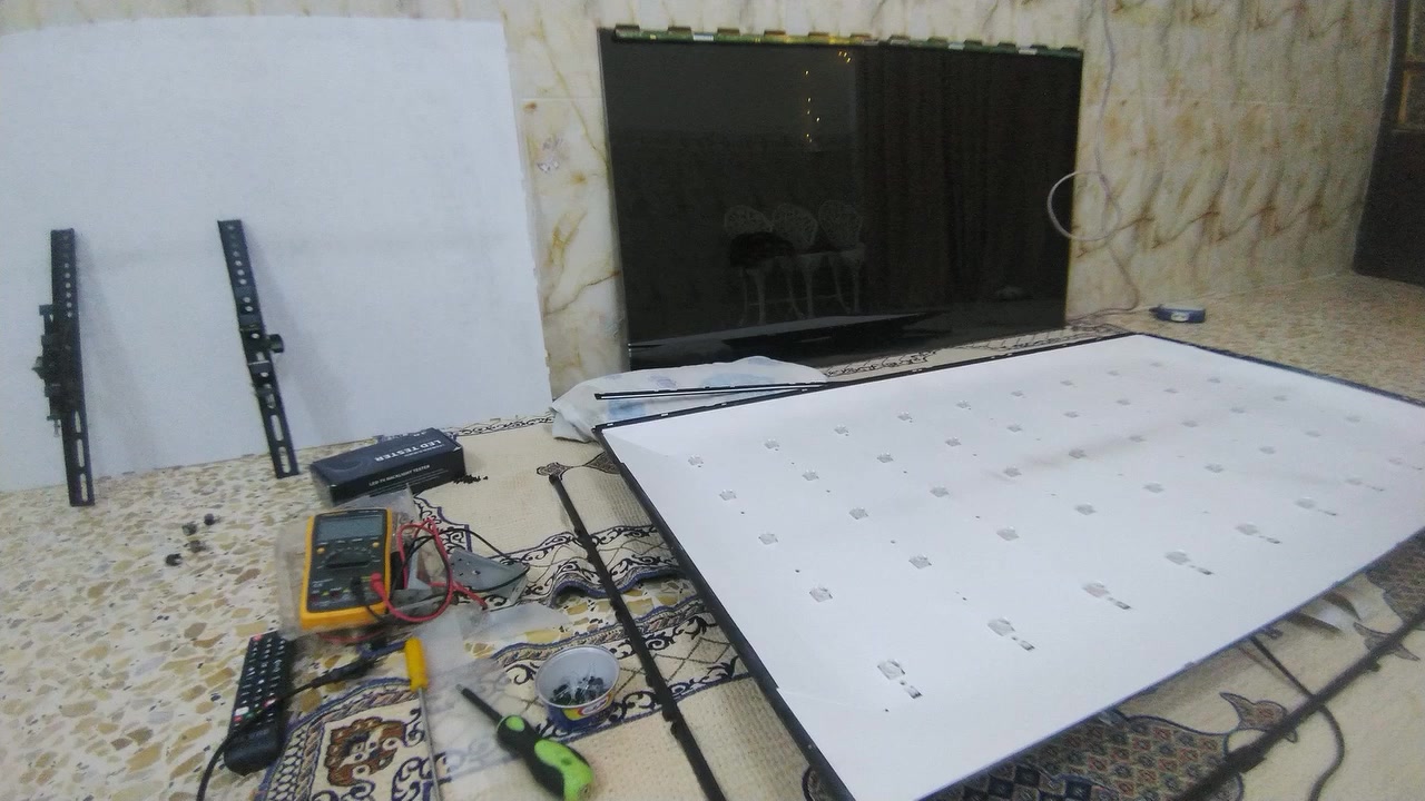 عندك شاشة عاطلة تريد اصلحها تواصل على الواتس آب وتدلل مكان الورشة بغداد الحسينية منطقة النفط مدخل الحمل. ***********
