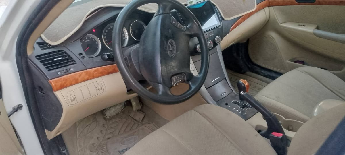 سوناتا موديل 9خليخي أبيض فتحه سقف كهربائيه كامله رقم بغداد بسمي مكينه 2400السعر118وبيه مجال قليل


**إذا كنت صاحب هذا الإعلان وتريد حذفه لأي سبب، رجاءا أرسل رسالة إلى الدعم الفني**