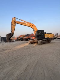 هيونداي 305-7 • حفارة