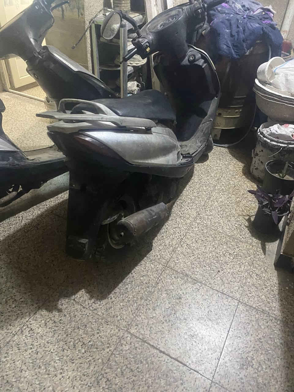 سلام عليكم ثنين دراجات ماكس ١٤٠ثنينهن  نكره سلف وحده من يهمن بيه تبخير وثانيه تجفيت جديد مكان بغداد شعله رقم***********مامتواجد فيس سعر خاص
