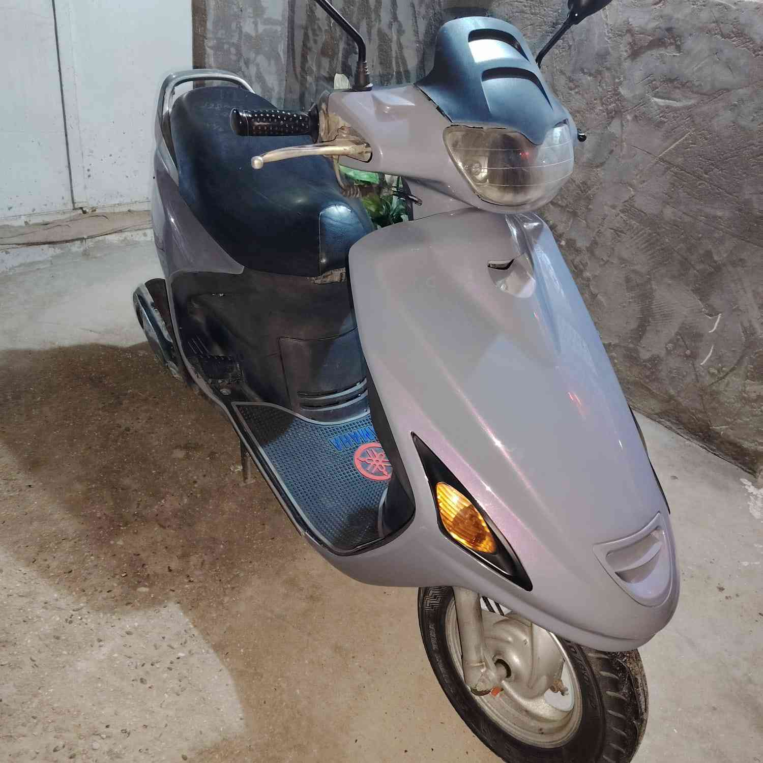 دراجه فراشه فحل ما بيه اي نقوصات شغاله سلف وهندر نكره سعره 350 وبيه مجال ***********
