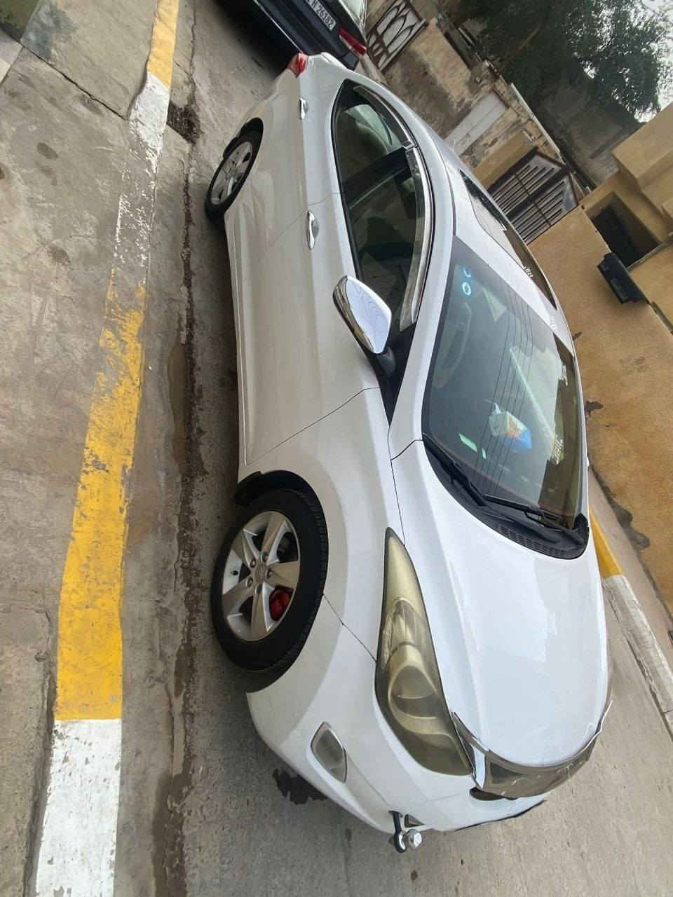 سلام عليكم النترا 2013 خليجي فول مواصفات عده البصمه فتحه سلايت روف اشاير بالمري شاشه وكامره تحكم ستيرن وداخل صاج رقم ديالى انكليزي مشروع وطني سنويه لل2030 محرك 1800 لأصرف ولا بخار  سياره جديده ما تصرف عليها دينار بيها جامرلغ صبغ فقط بدون دواخل وسونار مرفق مع الصور السعر113وبيها مجال العنوان ديالى كنعان الرقم ***********
