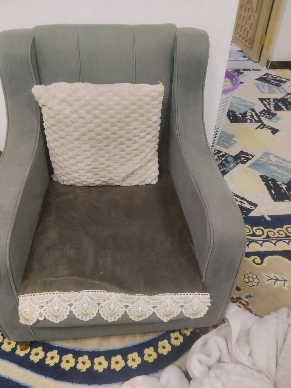 🔴غراض للبيع 
تخم قنفات اثنين إكبار وكراسي اثنين سعره ٢٠٠
عين طبخ ب٢٥ 
دراجه اطفال ب٤٥ 
جهاز شوي كليجه ب٢٠ 
تنور كهربائي ب٢٠ 
حجله ب٢٠ 
مقعد طفل ب١٠ 
ترمز ٧
جنطه سفر اكبر حجم جديده ما مستخدمه ب٤٠ 
ميز بلازمه ب٤٠ 
اوفن شغال وحجم كبير  ب٣٠ 
مكناسه ب٤٠ اكبر حجم الاصليه 
العنوان الشطرة حي الأمين 
الشراي يتصل بلرقم 
🔴***********
