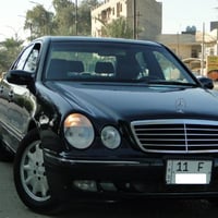 Mercedes-Benz ((W210)) E320   مديل 2000             ((ام عيون))  -----...