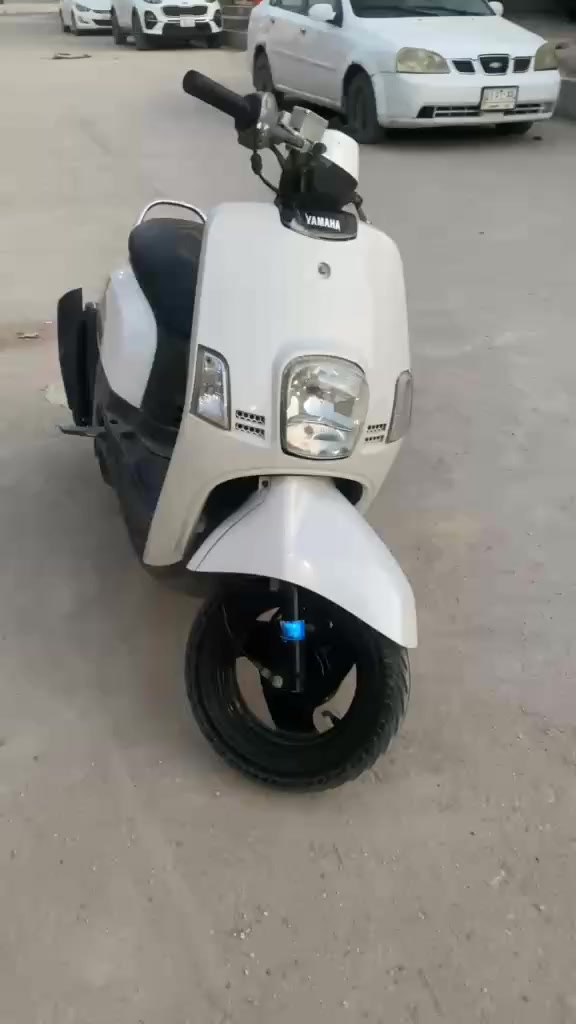 دراجة بوليس ياماها نظيفة حاوية للبيع 
ما ضالّها غير 3 أشهر وشويه  من جبناها.
أوراقها كاملة وجاهزة.
للإستفسار التواصل على الواتساب.(***********)

