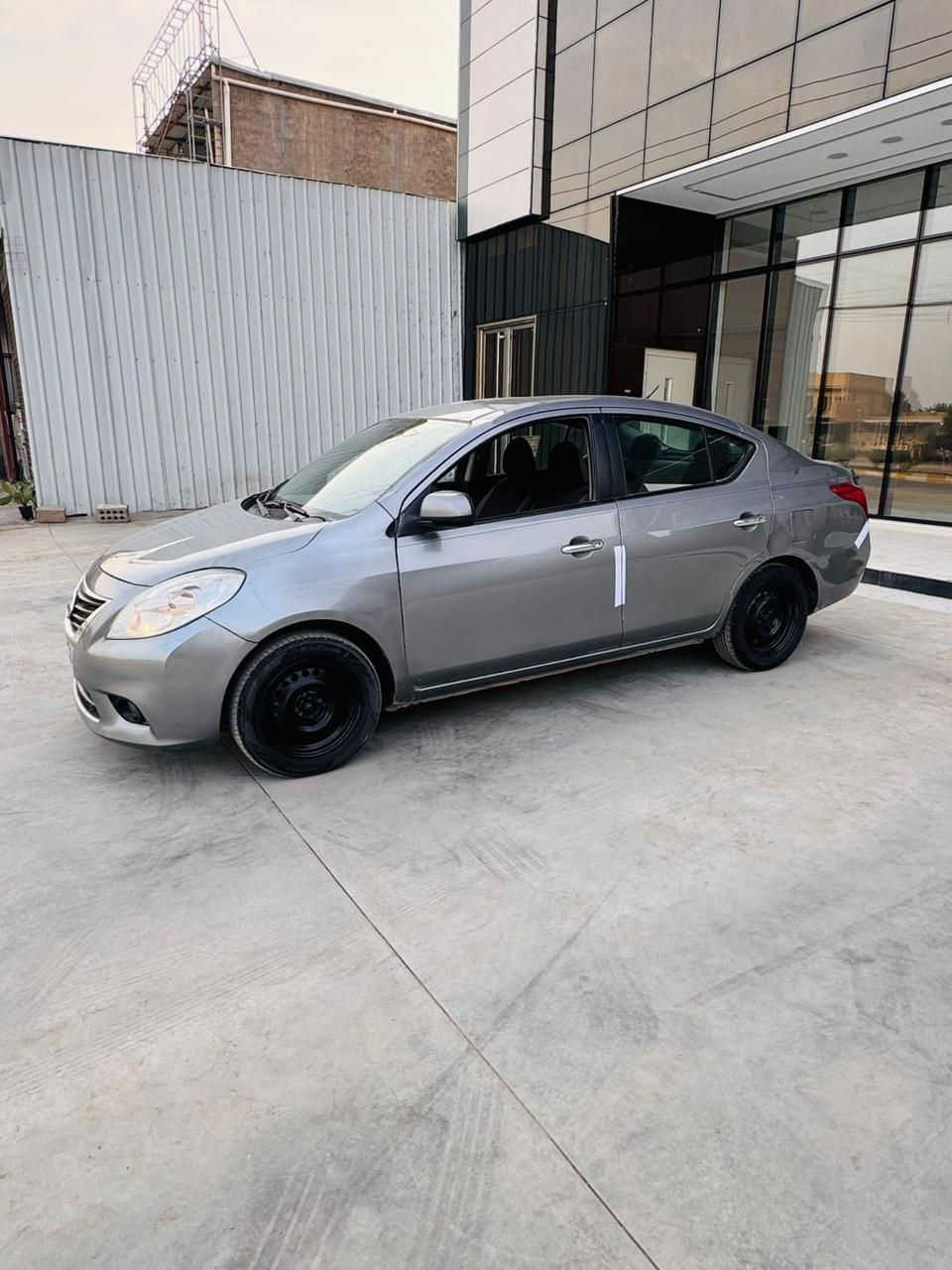 السلام عليكم نيسان فيرس2012 بغداد انكليزي ب80 وبيها مجال سونارها بالمنشور ‏‪0773 540 3420‬‏ مكاني بابل
