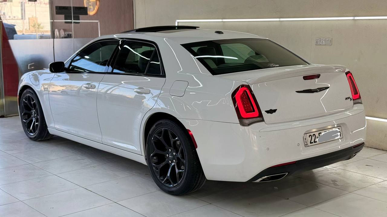 🚘 كرايسلر أوباما 2019 – S300 فول / 1-1
🌍 خليجي وكالة هارلم
مكفولة 
ماشية 53 الف ميل 
✨ مواصفات فول كاملة + بانوراما + جلد
المواصفات الرئيسية:
🔻محرك  6 سلندر – 3600cc
🔻كير 8 نمر – كير ماوس
🔻نظام وضعيات قيادة متعددة + سبورت
🔻تشغيل بصمة + تشغيل عن بُعد
🔻ستيرن كهرباء + شفتات ستيرن
🔻درگة خياط
🔻سقف بانوراما
🔻مقاعد جلد
🔻مقاعد أمامية كهربائية
🔻تبريد وتدفئة للمقاعد
🔻مقاعد خلفية تدفئة
🔻3 كشنات خزن
🔻مكان أكواب ساخن/بارد
🔻قيادة ذاتية 
🔻رادار
🔻مانع انزلاق
🔻كاميرات + شاشة كبيرة أندرويد
🔻مرايا جانبية قُلاب
🔻مراية داخلية تعتيم ذاتي
🔻زنون
🔻ستريتر كهرباء
🔻بردة خلفية كهرباء
🔻ويل 20 أسود
🔻دمّام بالصندوق
===============
السعر (320$ )
📞 للاستفسار واتساب او اتصال 
***********
