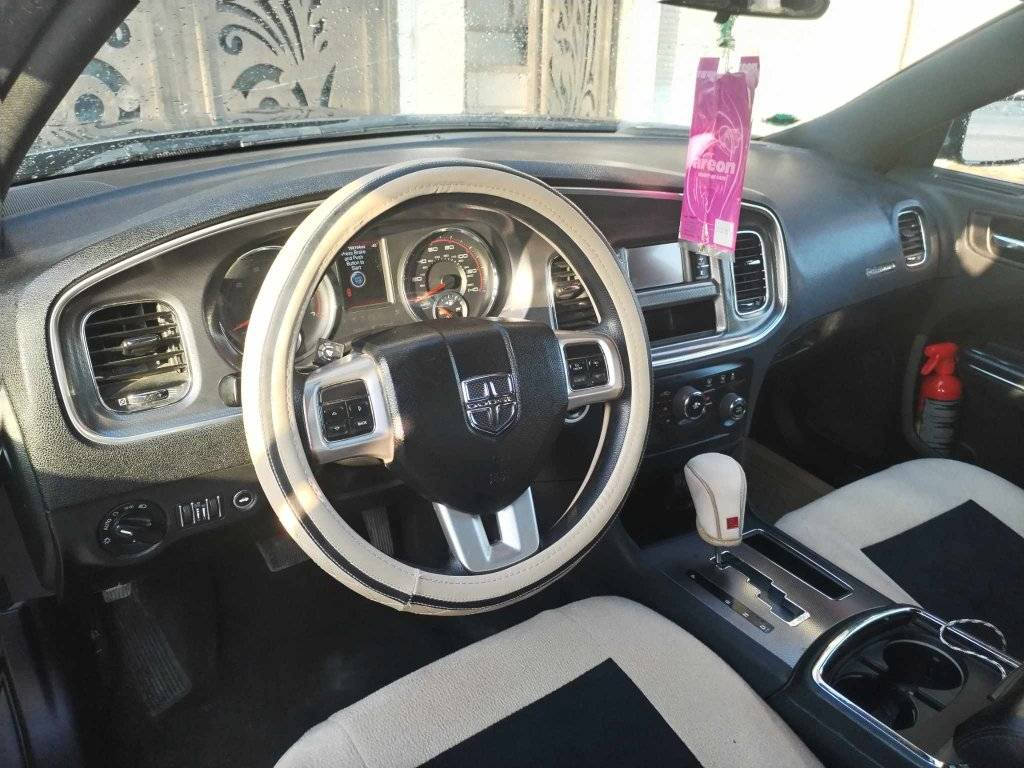 جارجر ادوات سعر 53$ موديل 2014 كص جنطه بيع مستعجل مكينه جديده شرط الفحص منضومه غاز تحكمات ستيرن 
*********** وات ساب فقط مكاني النجف
