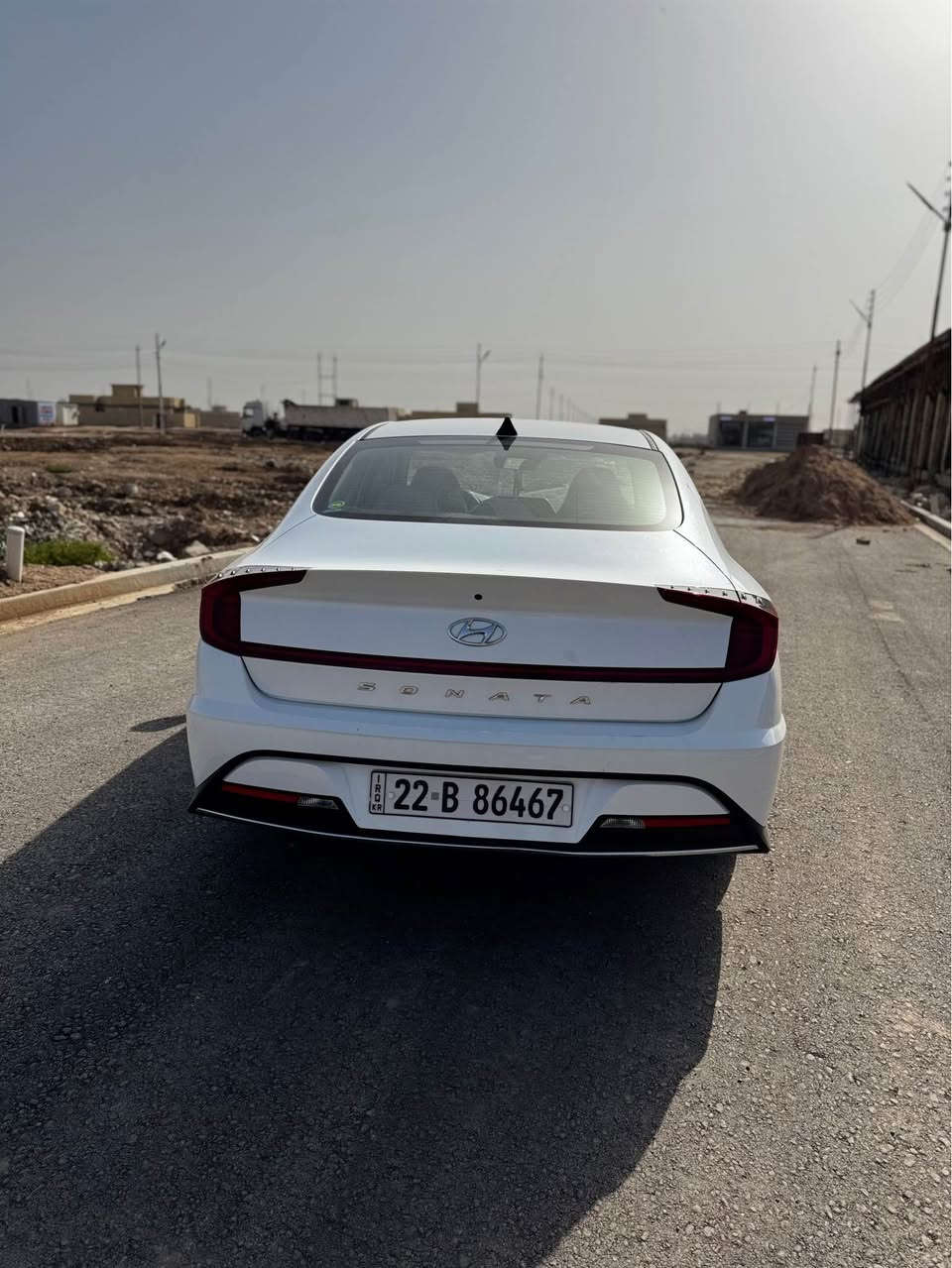 للبيع سوناتا 2021 
السياره بحاله كلش زينه 

المواصفات:
.محرك 4 سلندر 2.5
.كير لابتوب جديد 
.شاشه + كامره 
.تحكم بالمقود الي 🤖
.تحديد مسار 
.رادار
.تبريد قوي 
.فول مواصفات ما عدى الفتحه 

الملاحظات (للامانه)

.حادث بنيد + جاملغ من امريكا
. ضربه بل باب مثل ما موضح بل صوره
.شوي بارد بل جاملغ الخلفي 
.بيها طخه باب السايق و باب الصدر و الورا 

🔴كلشي موضح . السعر مقابل الحاله 
السعر / 150 ورقه 
للاتصال /*********** بغداد, العراق
