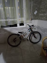 دراجة • جينت • للبيع