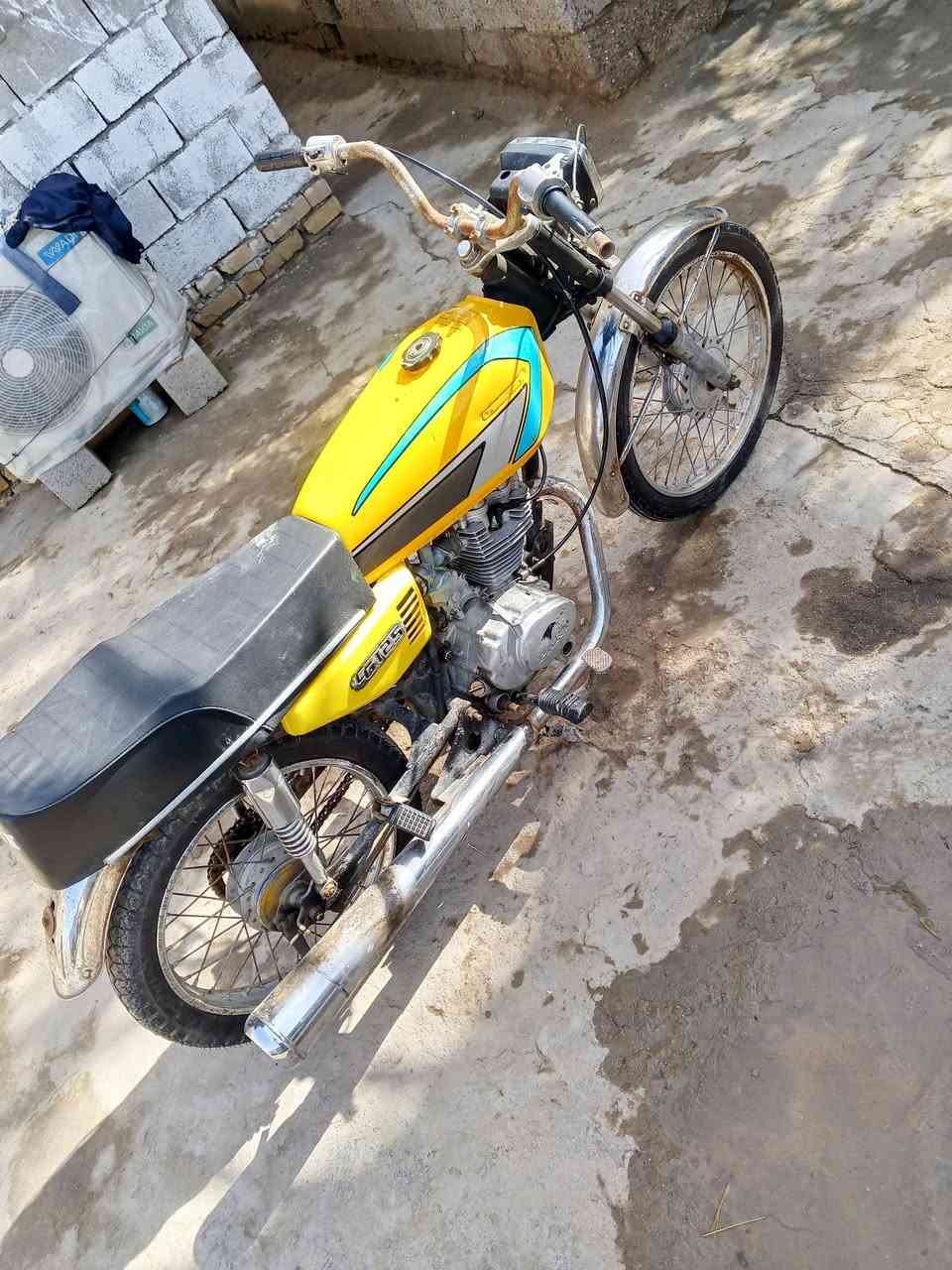 دراجه البيع بدون وراق 5 كير مجر
*********** خاص
