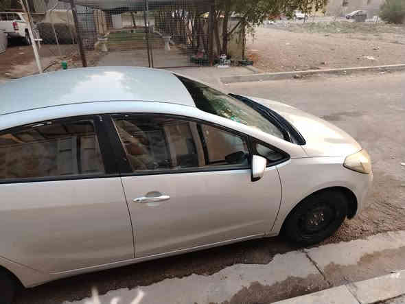 السلام عليكم كيه سيراتو للبيع خليجي موديل 2016 محرك 1600
السعر 115 وبيهه مجال
العنوان بغداد/السيديه
رقم الهاتف : ***********
