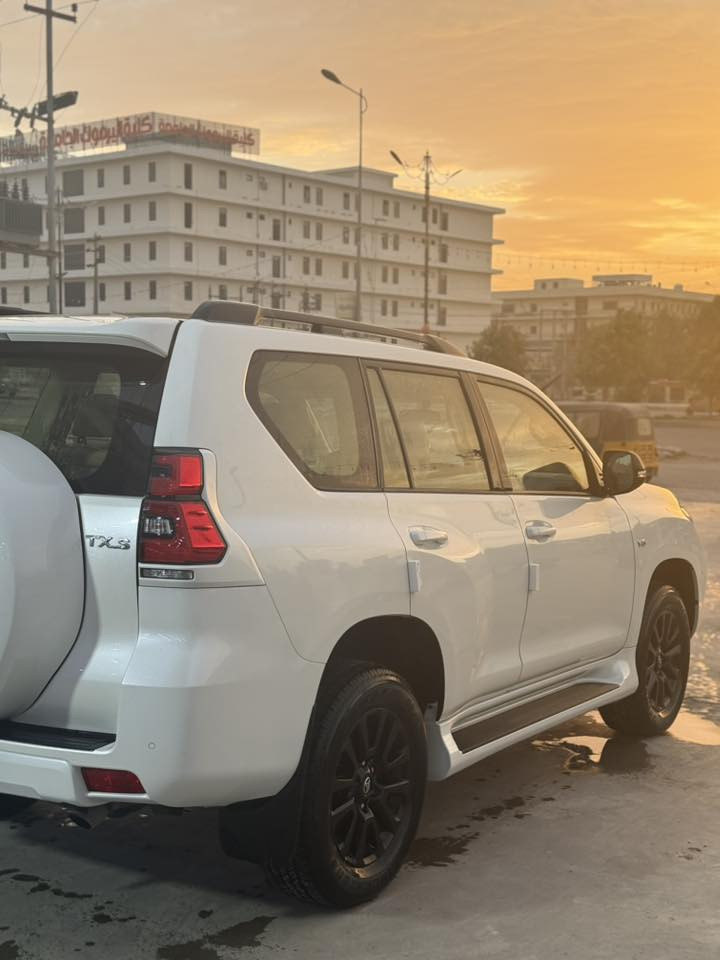 برادو 2023 txs midnight
برادو 2023 ساس خليجي رقم سليمانيه 

سياره لحد الان بالضمان 

سياره ماشيه 22 الف كيلو وسياره كله بانزين محسن 

مكفوله سياره كفاله عامه عدا شخط بالدعاميه خلفيه 

سياره تجي بلاك توب 

مواصفات txs معروفه 

كامره كشنات جلد

حساسات مرايات شفط 

باقي تفاصيل للاستفسار 

***********
