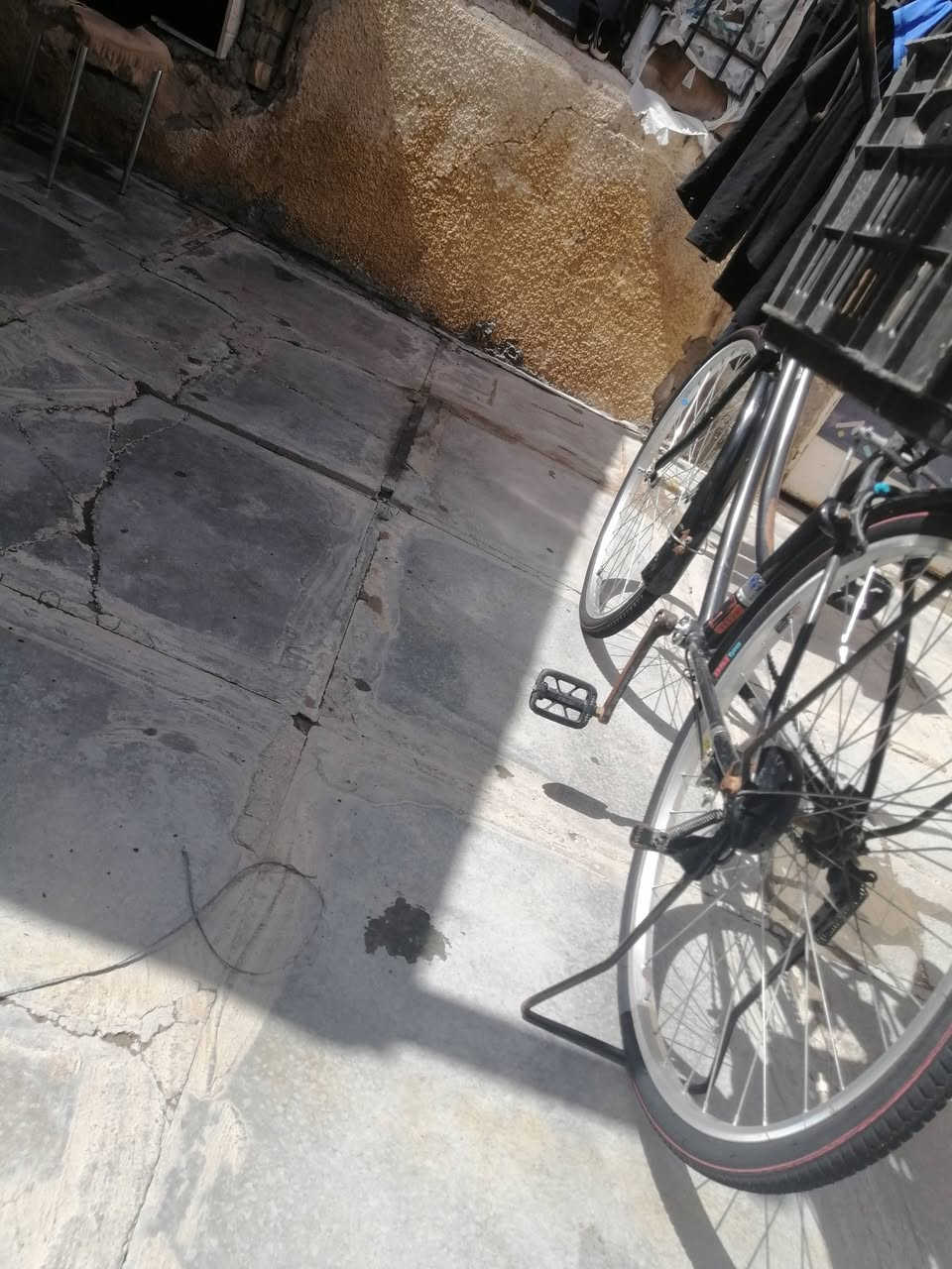 سلام عليكم خوان باسكل بناتي اسود 26 حجم امرتب اريد ابيعيه موديل 21 سعر 70 بي مجل حك جيه مكاني بغداد زعفرانيه ستفسار عله هاذه رقم***********
