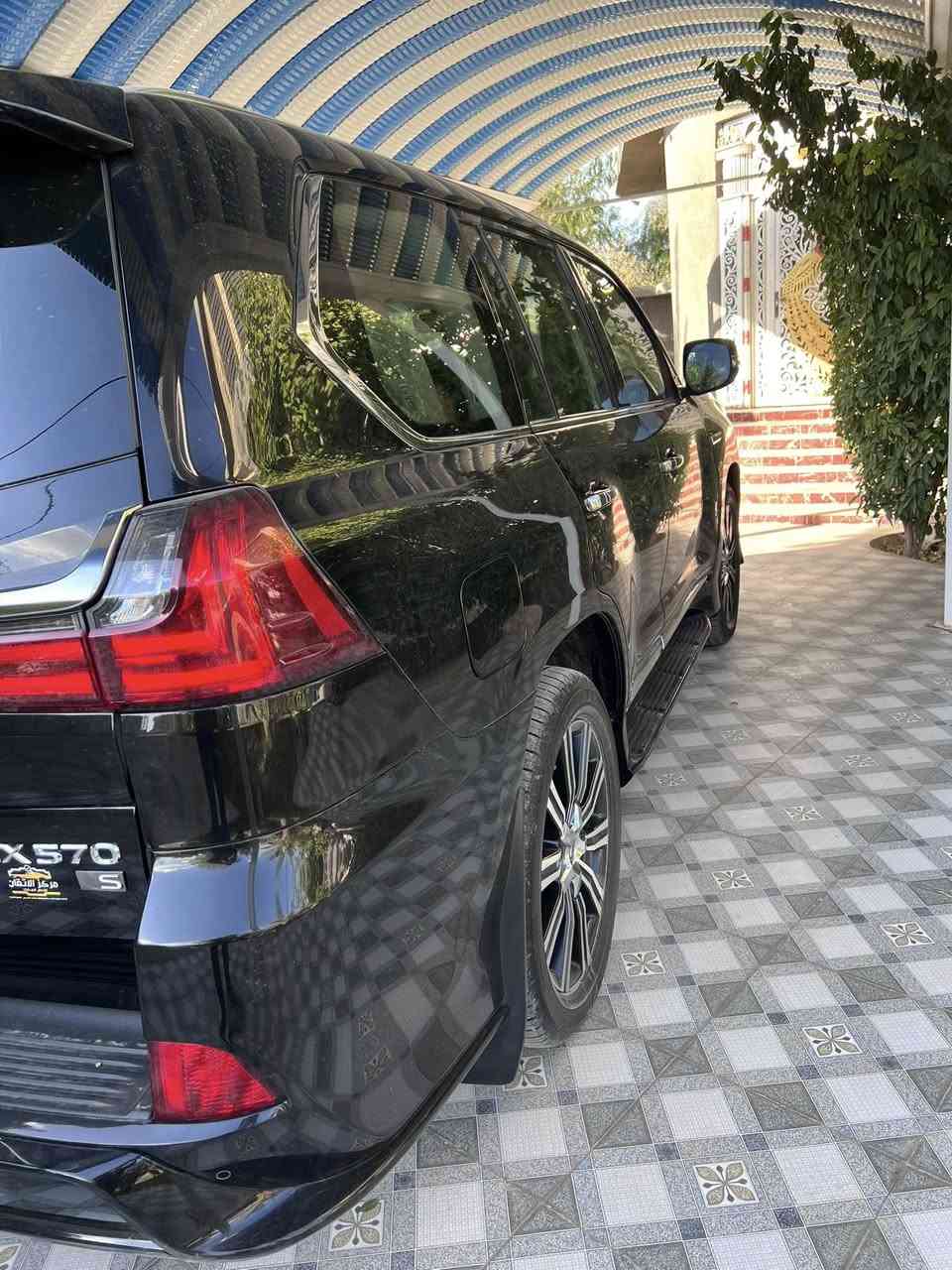 سلام عليكم سياره للبيع لكزس موديل 2019 مكفوله كفاله عامه الاستفسار اتصل ***********
