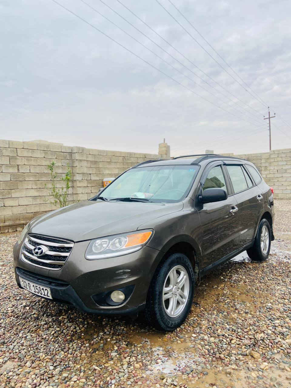 سلام عليكم
سنتافي 2012 امريكي بدون صبغ
تبديل جاملق اصلي مال شركه 

 محرك  وكير شرط محرك  2400

يرهم بيع ومراوس
اتصل ***********
