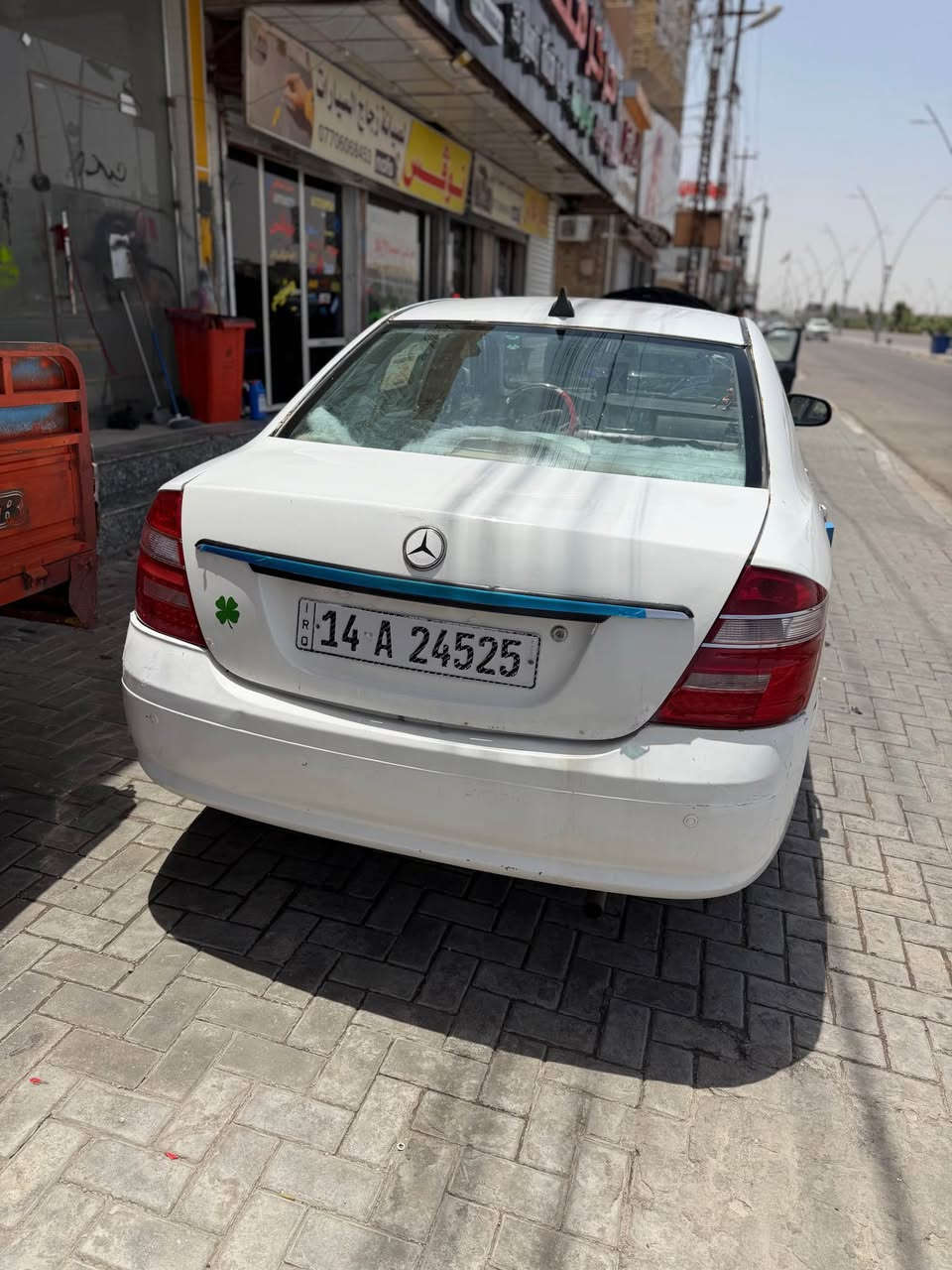 جيلي موبل 2013 باسمي تحويل ثاني يوم كير محرك تبريد تمام والنظافه والبدي شوف العين 
هاتف *********** البصرة, العراق
