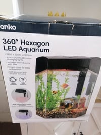 حوض أسماك • ١٩ لتر • إضاءة LED