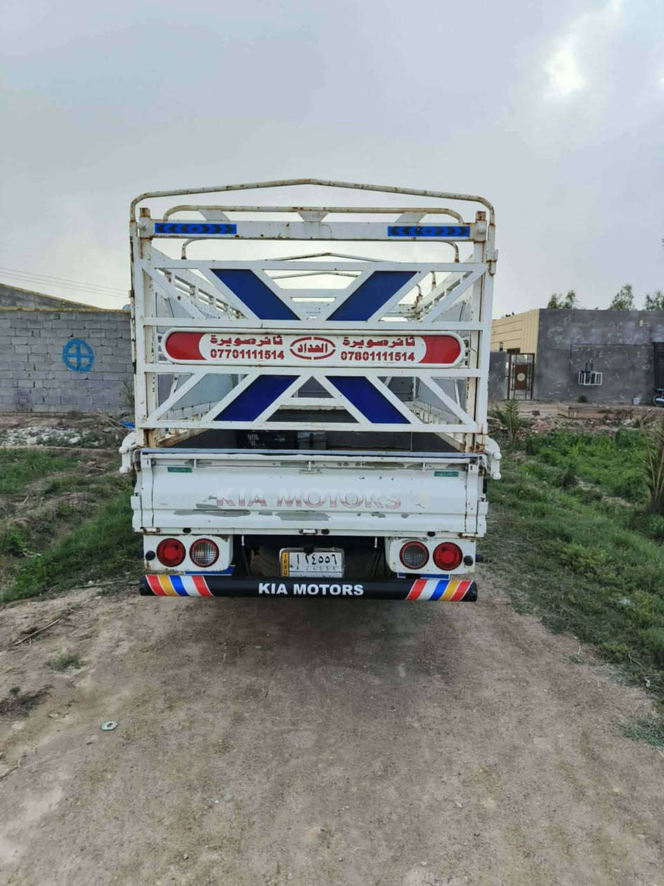 السلام عليكم كيا بنكو للبيع موديل 2013 سياره نضيفه ما متعوبه استفسار اتصل علرقم‏‪***********‬‏
