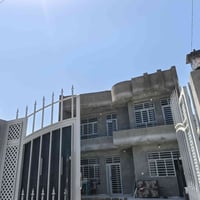 المداين • ٣٠٠٠م • طابقين ٥غرف