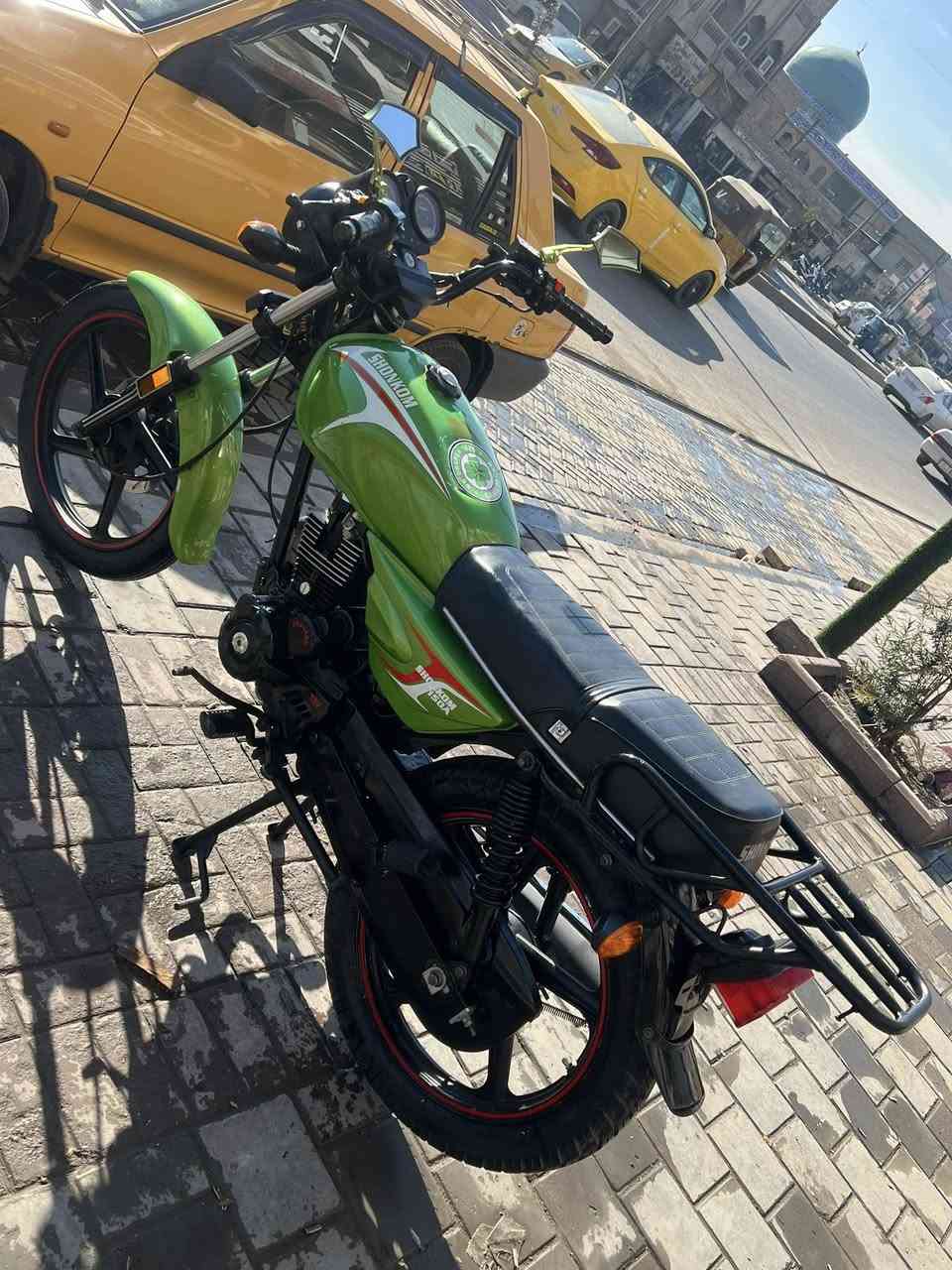 شاينك موديل 2025 خمسه كير  جديده وما بيها اي نقص كفاله محرك ما مفتوح ماشيه قليل والدراجه خير من الله سعرها٨٥٠ 
مكاني بغداد مدينه الصدر 
***********
