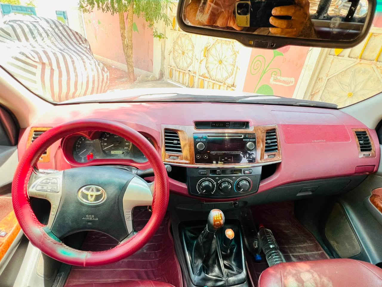 توێتا مەرزیە مۆدێل ۲٠۱٤ سەید نەهرۆ بطل گێڕو مەکینە و سەرف بە شەرت ۱٠ فیتەر سەنەوی تا ۲٠۳۱ تازە چوار تایەی تازە مەکینەشی نەکراوەتەوە ژ.م٠۷۷۱۹٦۲۱۸۹۷ كالار, السليمانية
