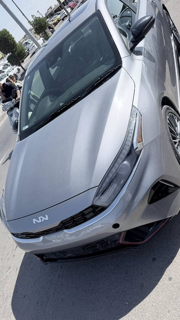 آلسَـِْ♡̨̐ـِْلامَ علـِْ♡̨̐ـِْيگمَ
كيا فورتي جيتي  لاين موديل ٢٠٢٤ الحادث  
تخريب جاملغ الخلفي  فقط مصبوغ 
موضح بل صوره اي داخل من باب او حوض او الشاصي او غيرها مكفول فقط الجاملغ خلفي تخريب 
مكينه 2000 دوش

مواصفات

كامره دواره

رادار امامي

نقاط عمياء

مانع انزلاق

تثبيت مسار

مثبت سرعه

تشغيل عن بعد 

اوتو هولد

سايد بريك بصمه

بصمه تشغيل وبصمه ابواب

كشنات جلد مع ختم   GT

شاحن واير ليس للهاتف

فتحه سقف

استيرن حرف D

شاشه كبيرة

مكان السياره بغداد الغدير ساحة ميسلون 
السعر : ١٦٠ بيها مجال : 
للاستفسار: ***********
