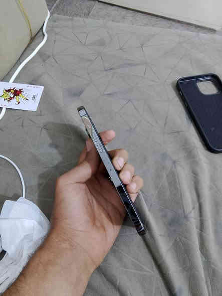 السلام عليكم ايفون 13برو ماكس
مكفول من كلشي نضافه ٩٩ ٪؜

الجهاز كارتونه موجوده متنكعه

ذاكره ٥١٢

ما مبدل اي شي بي 

البطاريه  بلادي 92

السعر 800الف وبي مجال بسيط للشراي 

بي كفرات جدد ٣ سعر الواحد ١٥ الف

بي سماعه واير وكاله 

وبي شاحنه وكاله اصليه

وبعد ملحقات هوايه

وانطي ضمان بي

***********
