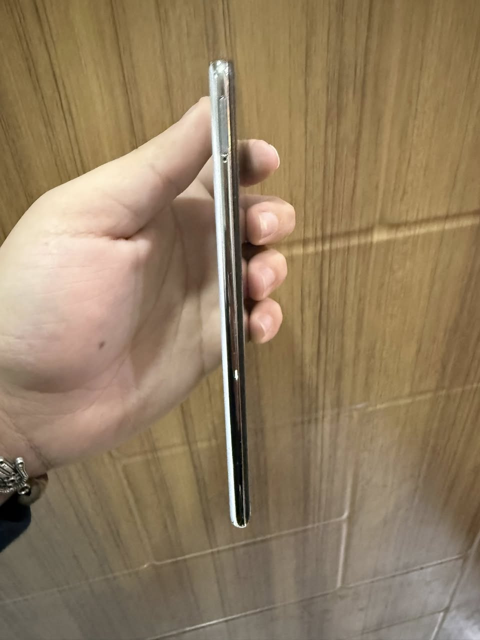 السلام عليكم 
تلفون للبيع A70
جهاز نضيف كلشي ممبدل بي  
بغداد الدوره للأستفسار خاص 
***********
