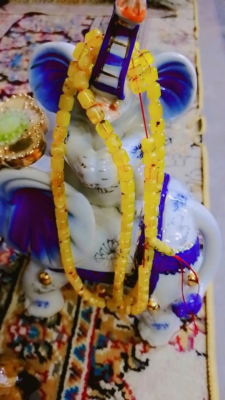 سلام عليكم البيع سبحه كهرب بولوني شرط بالوني,30غرام ،عد95خرزه سبحه بيها نمشي‏‪***********‬‏ ،  سعر 60الف وبيها مجال
