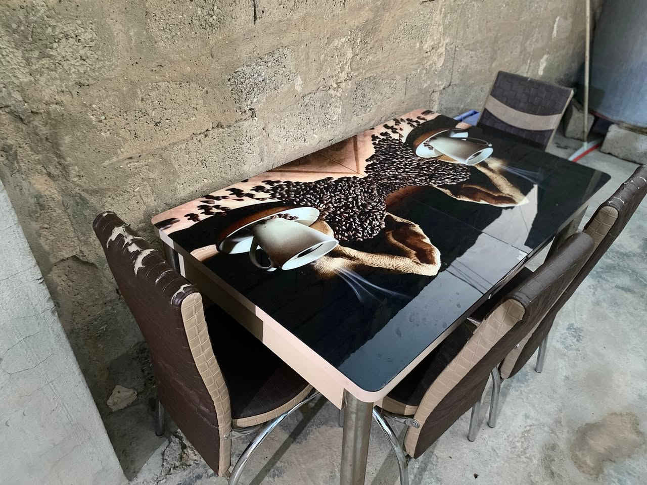 سلام عليكم
ميز مع اربع كراسي السعر 60 وبيه مجال شي بسيط


**إذا كنت صاحب هذا الإعلان وتريد حذفه لأي سبب، رجاءا أرسل رسالة إلى الدعم الفني**