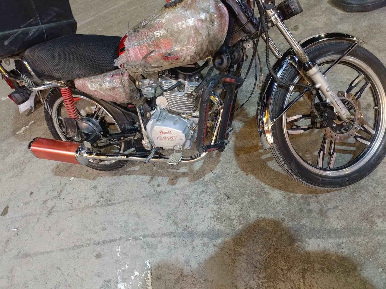 دراجه ايراني للبيع مسجله
مكانها فلوجه دراجه خير من الله صالنصه
رياضي شلعه ومعدل فولل سعرها1350 وبيه مجال
تجي تفحص وبيك خير وتدلل رقم
***********
***********
