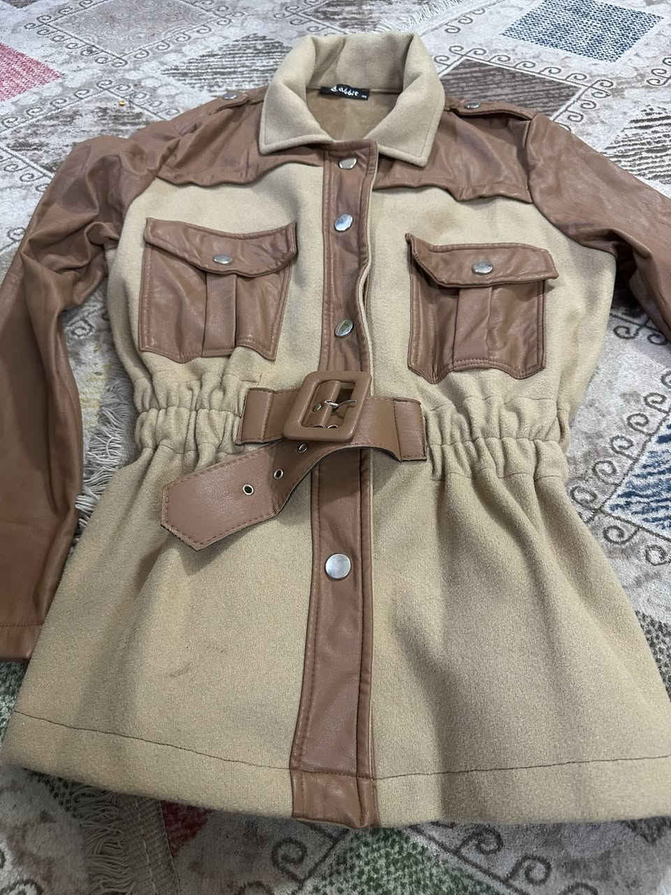 سيت كامل جلد اصلي كلش حلو باللبس جديد


**إذا كنت صاحب هذا الإعلان وتريد حذفه لأي سبب، رجاءا أرسل رسالة إلى الدعم الفني**